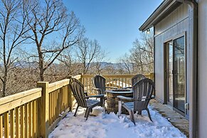 Massanutten Resort Home w/ Deck + Mountain Views!