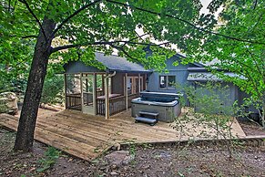 Massanutten Resort Home w/ Deck + Mountain Views!