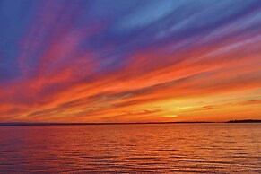 Lake Champlain Home w/ Decks, Kayaks & Fire Pit!