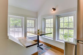Quaint Goshen Apartment w/ Patio!