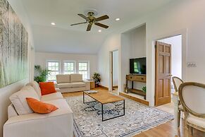 Quaint Goshen Apartment w/ Patio!