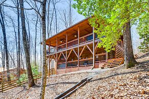 Dog-friendly Cabin w/ Fire Pit & Hot Tub!