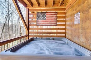 Hot Tub + Fire Pit: Dog-friendly Cabin in Murphy!