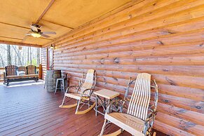 Hot Tub + Fire Pit: Dog-friendly Cabin in Murphy!
