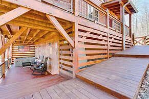 Hot Tub + Fire Pit: Dog-friendly Cabin in Murphy!
