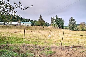 Quaint Coquille Getaway Near Beaches + Parks!