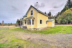 Quaint Coquille Getaway Near Beaches + Parks!