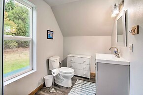 Quaint Coquille Getaway Near Beaches + Parks!