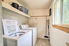 Quaint Coquille Getaway Near Beaches + Parks!