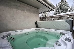 Townhome ~ 4 Mi to Beaver Creek & 8 Mi to Vail!