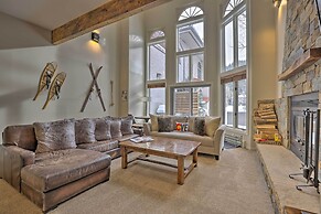 Townhome ~ 4 Mi to Beaver Creek & 8 Mi to Vail!