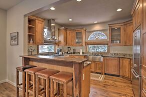 Townhome ~ 4 Mi to Beaver Creek & 8 Mi to Vail!