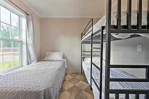 Pet-friendly Cassoplis Cabin, Close to Parks!