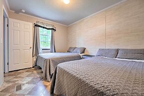 Pet-friendly Cassoplis Cabin, Close to Parks!