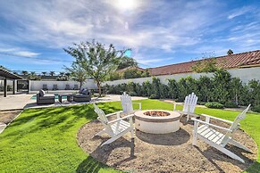 < 1 Mi to El Paseo: Cottage Oasis w/ Fire Pit