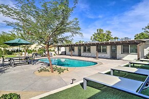 < 1 Mi to El Paseo: Cottage Oasis w/ Fire Pit