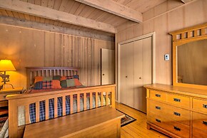 Fire Pit & Grill: Lakefront Poconos Cottage!