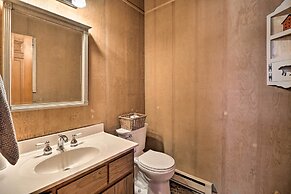 Fire Pit & Grill: Lakefront Poconos Cottage!