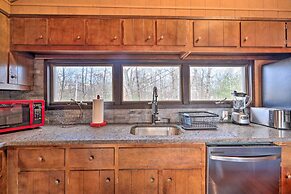 Fire Pit & Grill: Lakefront Poconos Cottage!