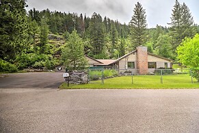 Columbia Falls Home: 14 Mi to Glacier Natl Park!