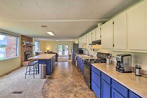 Columbia Falls Home: 14 Mi to Glacier Natl Park!