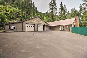 Columbia Falls Home: 14 Mi to Glacier Natl Park!