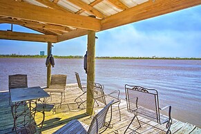Exquisite Lake Charles Gem - Waterfront Views