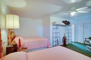 Exquisite Lake Charles Gem - Waterfront Views