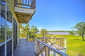 Exquisite Lake Charles Gem - Waterfront Views
