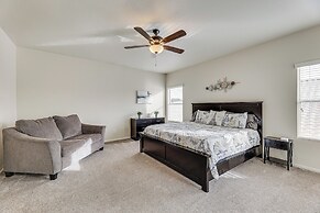 Gilbert Group Getaway: 3 Mi to Dtwn