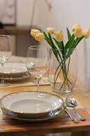 Elegant Warsaw Apartment by Renters