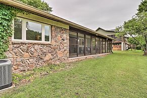 Norfork Getaway: Walk in White River Access!