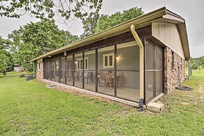 Norfork Getaway: Walk in White River Access!