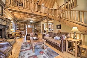 Mtn-view Cabin: Deck, Grill & Fire Pit in Franklin