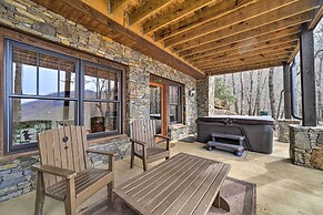 Mtn-view Cabin: Deck, Grill & Fire Pit in Franklin