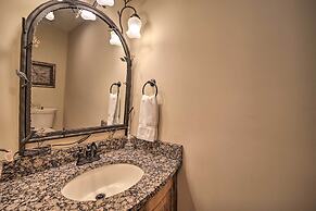 Mtn-view Cabin: Deck, Grill & Fire Pit in Franklin