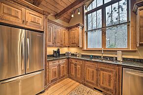 Mtn-view Cabin: Deck, Grill & Fire Pit in Franklin