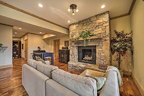 Mtn-view Cabin: Deck, Grill & Fire Pit in Franklin