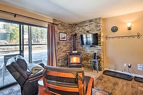 Walk to Ski Lift & Village: Lovely Kirkwood Condo!
