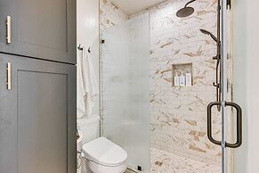 Views & Hot Tub: 'pineberry Modern' Luxury Home