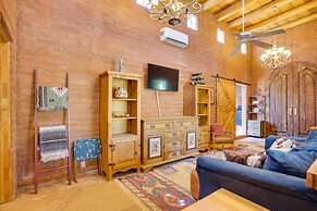 Unique Desert Home ~ 6 Mi to Downtown Tucson!