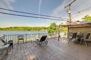 Big Pine Island Lake Cottage w/ Boat Dock & Kayaks