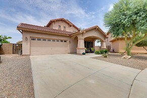 Maricopa Desert Oasis: Fenced Yard w/ Hot Tub