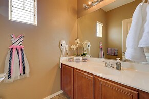 Maricopa Desert Oasis: Fenced Yard w/ Hot Tub