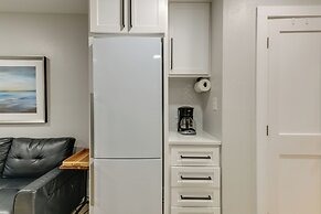 Corpus Christi 'surfside Suite' w/ Beach Access!