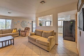 1 Mi to Lake Havasu: Home w/ Pool