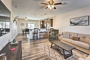 Pet-friendly Retreat - 1 Block to Colorado River!