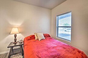 Pet-friendly Retreat - 1 Block to Colorado River!