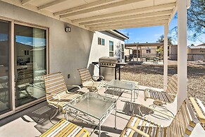 Pet-friendly Retreat - 1 Block to Colorado River!