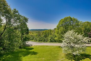 East Fishkill Escape, Close to Red Wing Park!